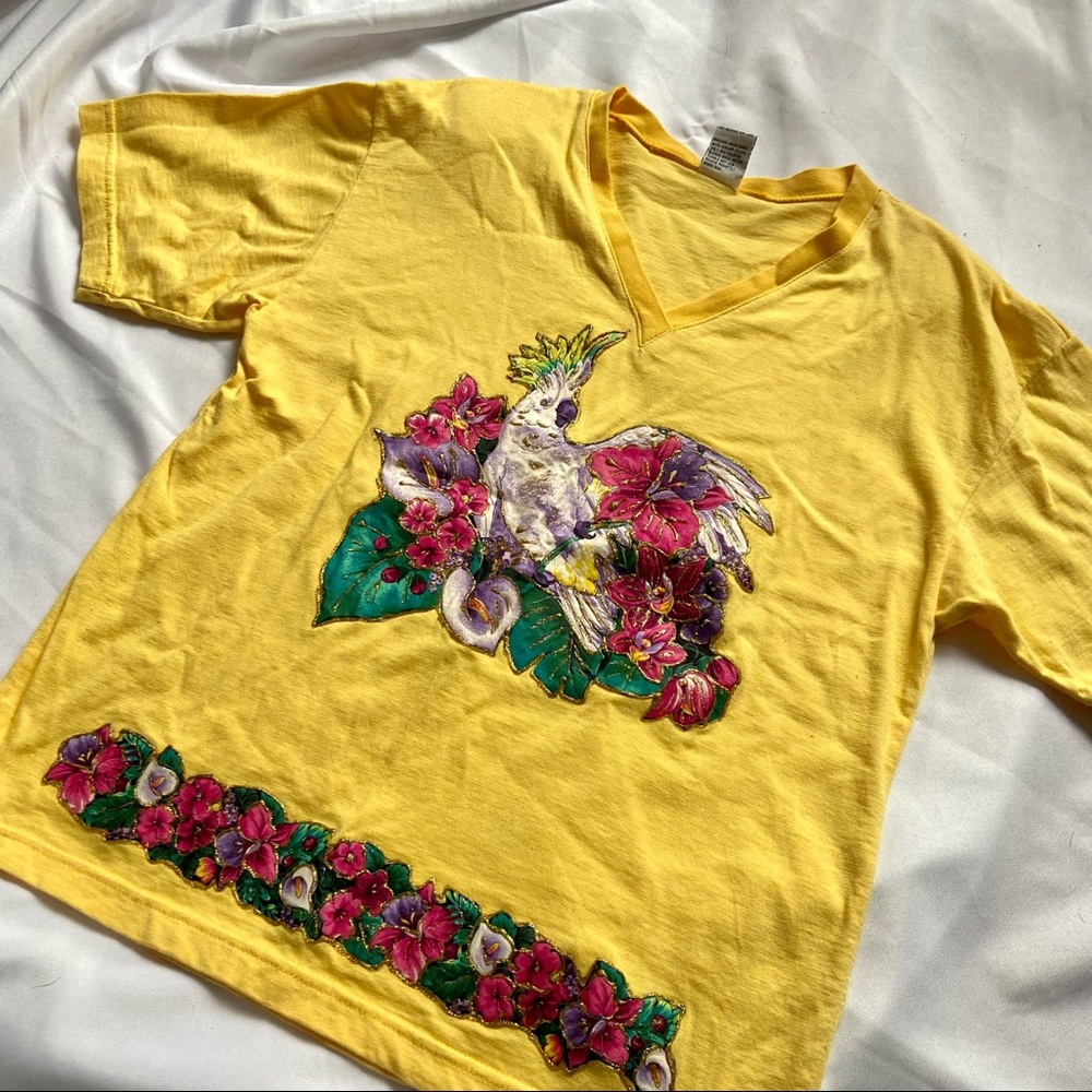 Vintage 80’s Bird and Flower Graphic V-Neck